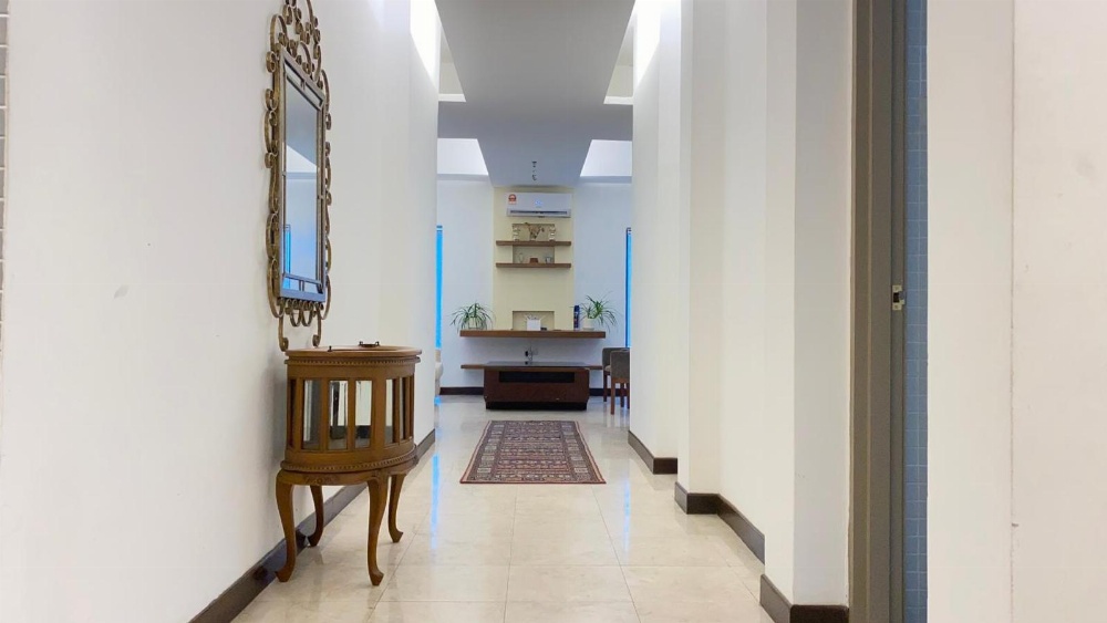 Room 1